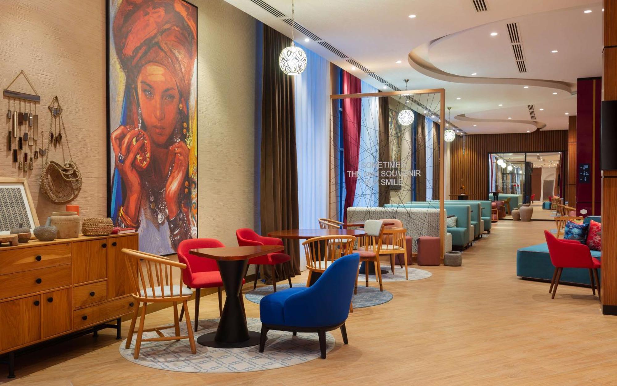 Hampton By Hilton Turkistan Hotell Exteriör bild